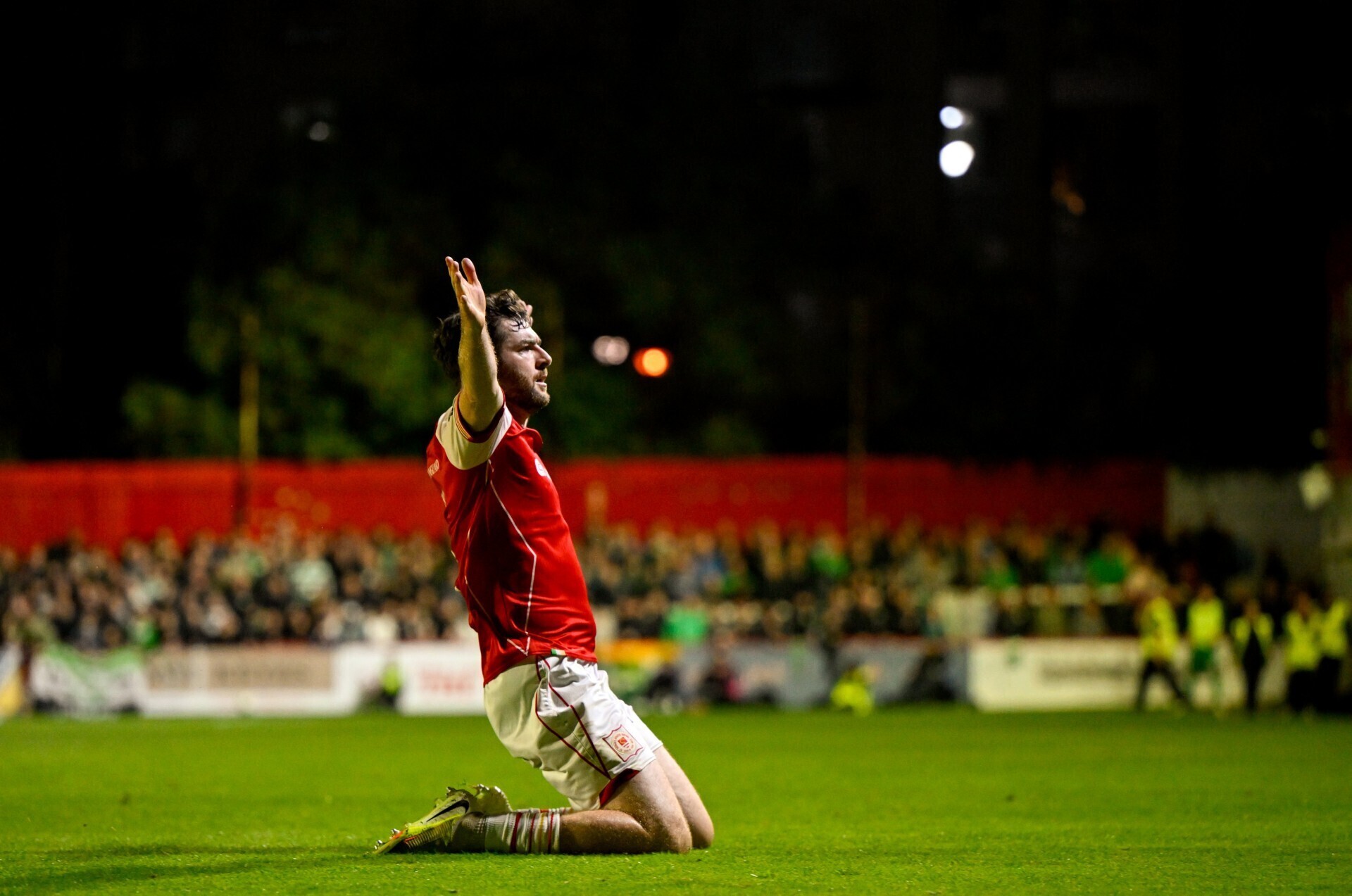 St Pat's beat Shamrock Rovers to move within three points of summit