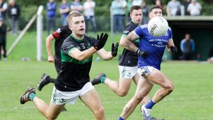 <p>Nemo's Dave Calnan clears the ball during their Cork Premier IFC defeat to Naomh Abán in Ballincollig. Pic: David Creedon</p>