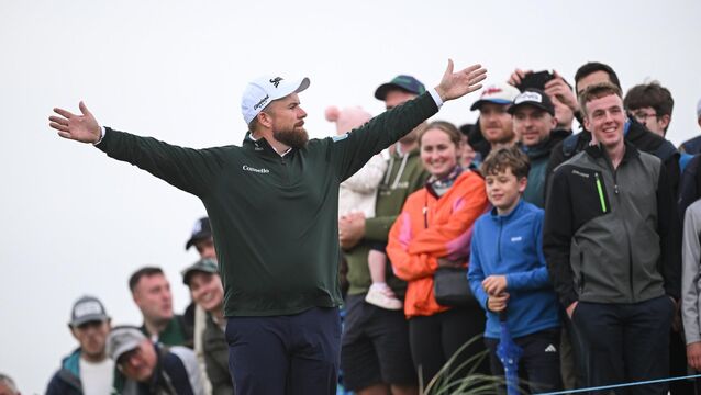 <p>LOWRY THE LEADER: Shane Lowry in the rough on the 17th hole. Pic: Ramsey Cardy/Sportsfile.</p>