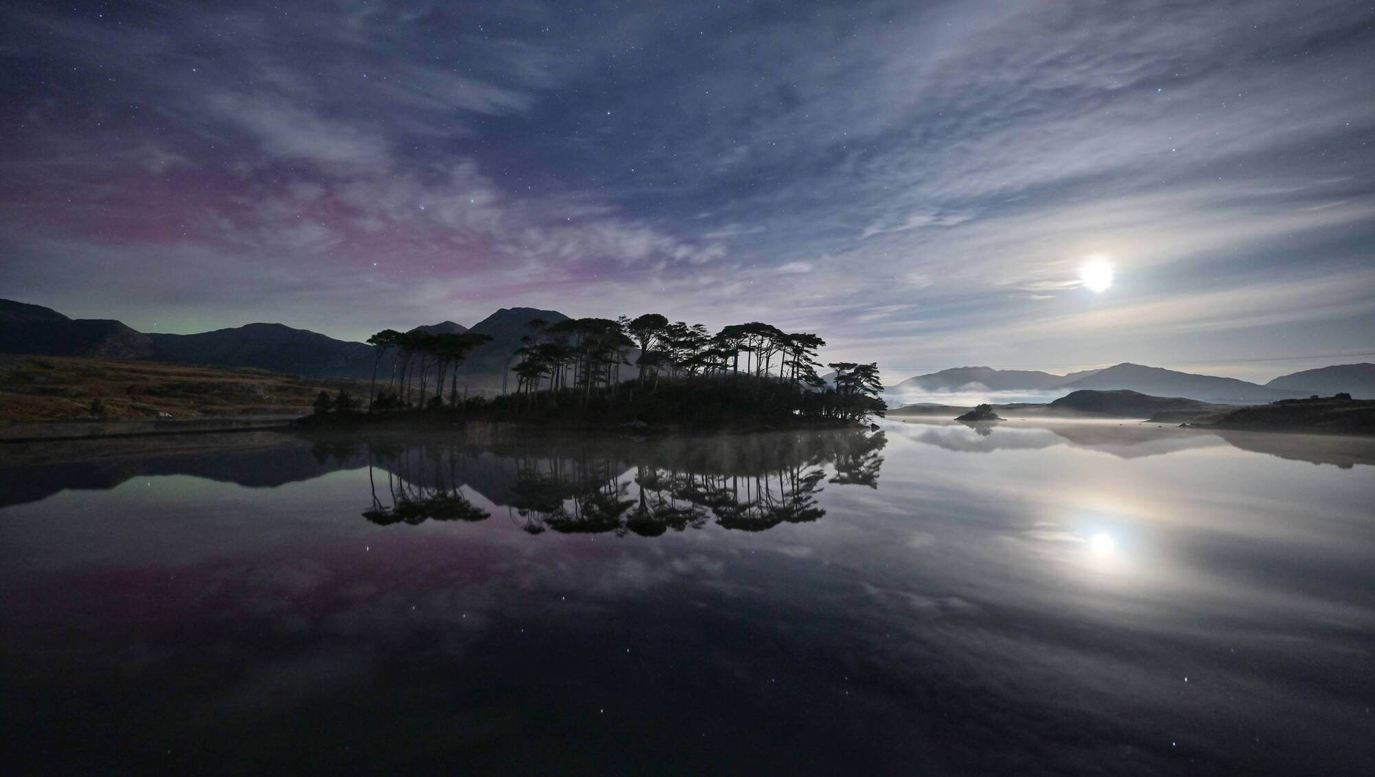 Aurora Borealis, Derryclare Lough, Connemara, Co Galway. Photo: Fáilte Ireland and Chaosheng Zhang