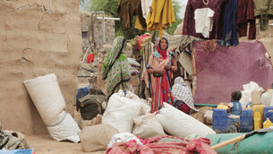 Displaced Yemenis prepare their camp in Taiz (Marzouq Al Jabri/AP) Displaced Yemenis prepare their camp in Taiz (Marzouq Al Jabri/AP)