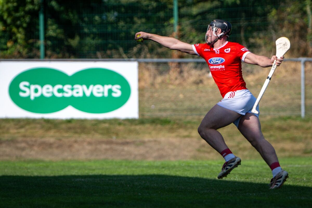 Charleville’s Zack Biggane stretches to gather possession. Pic: Chani Anderson Charleville’s Zack Biggane stretches to gather possession. Pic: Chani Anderson