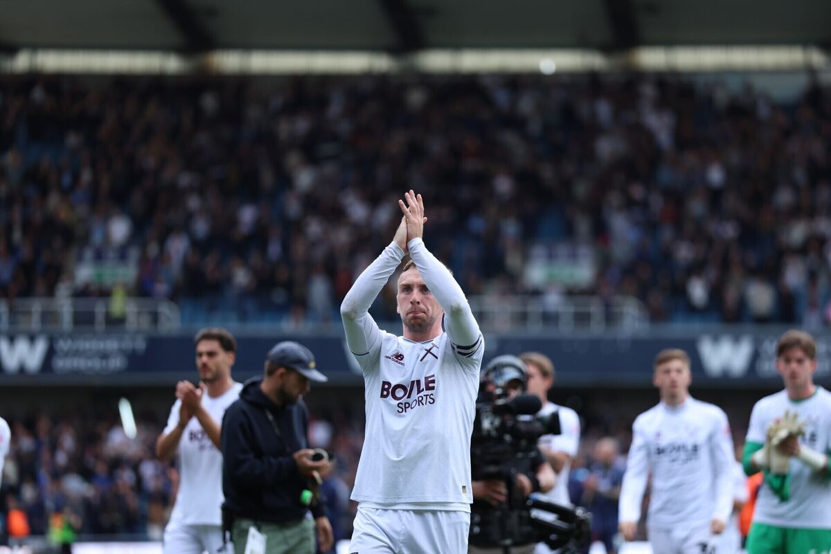West Ham United's Jarrod Bowen at the final whistle after the Sky Bet Championship match at the The Den, London. Picture: Steven Paston/PA Wire. West Ham United's Jarrod Bowen at the final whistle after the Sky Bet Championship match at the The Den, London. Picture: Steven Paston/PA Wire.
