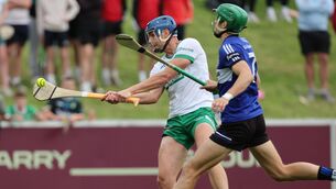 <p>Kanturk's Colin Walsh goes for goal. Picture: Jim Coughlan.</p> <p>Kanturk's Colin Walsh goes for goal. Picture: Jim Coughlan.</p>