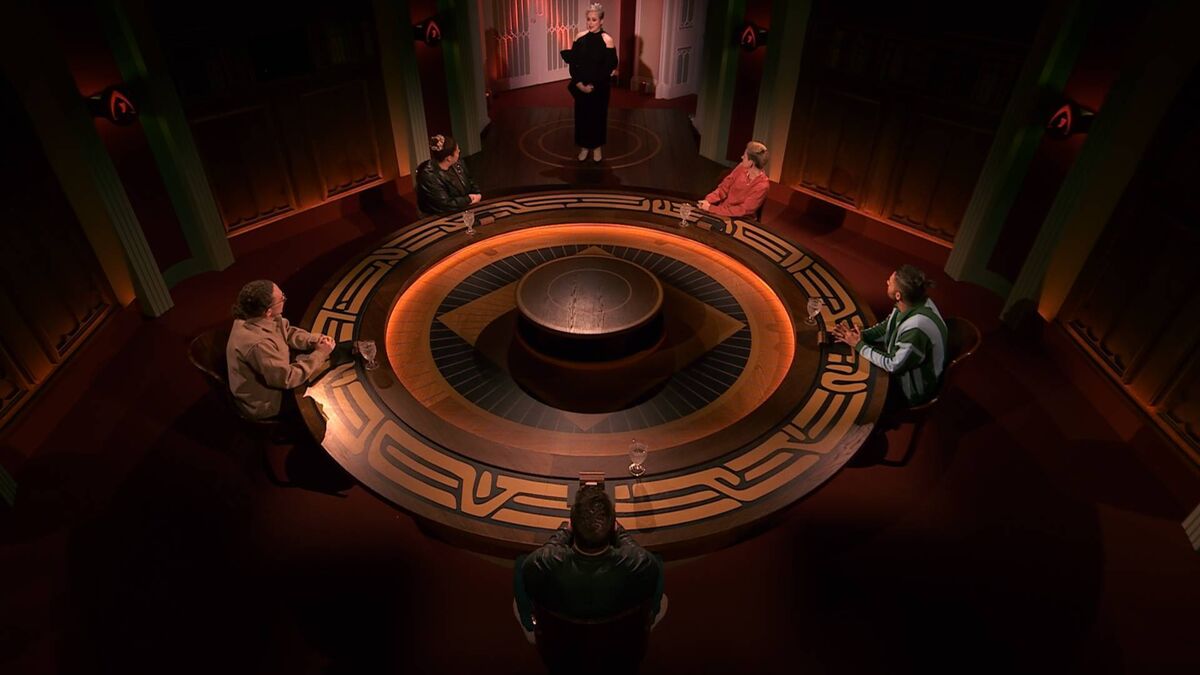 The penultimate round table