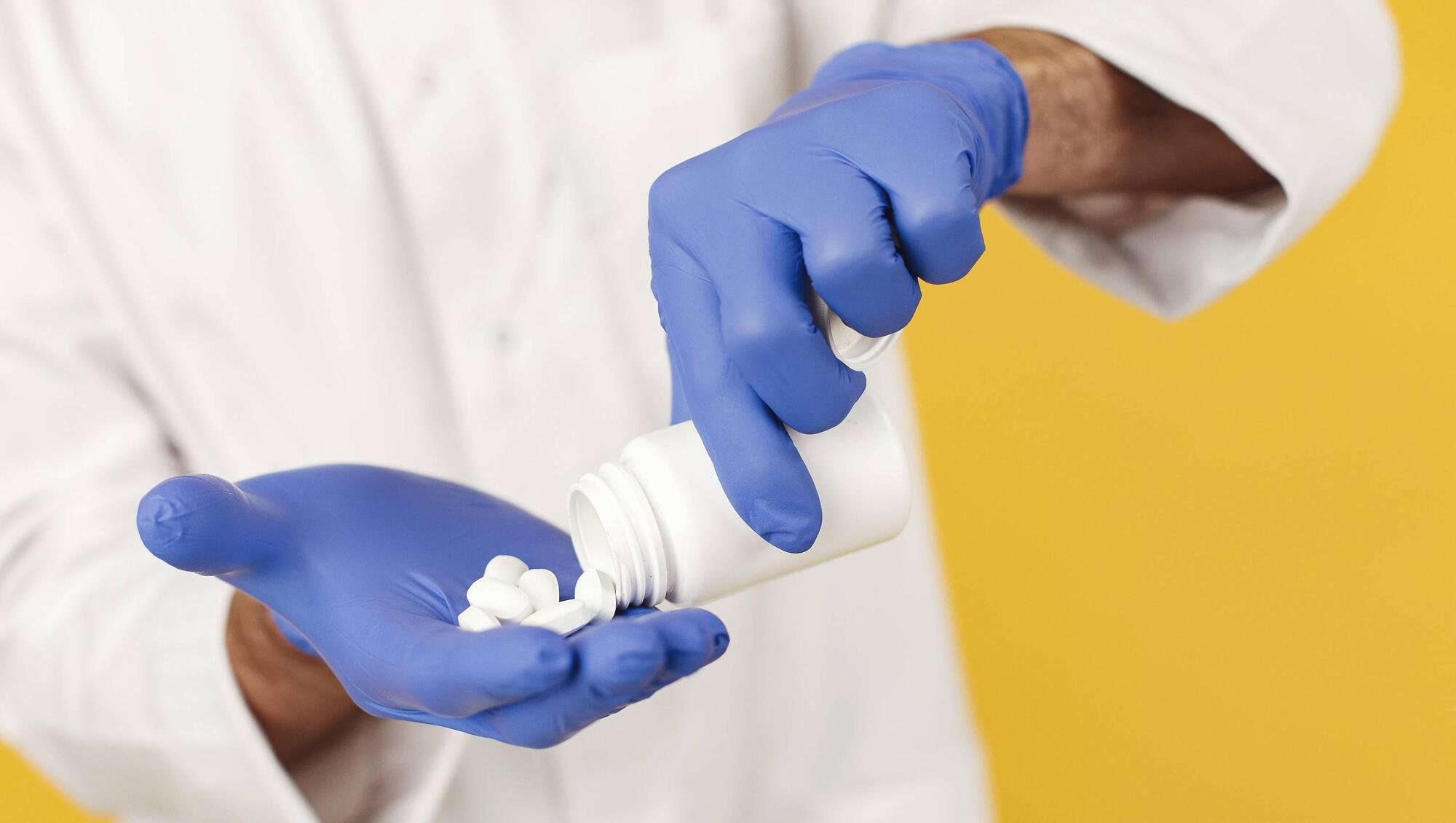 A significant gender pay gap exists in Ireland's pharmaceutical and medical manufacturing sector, with median annual earnings for males 20.5% higher than that of females. Picture: Pexels