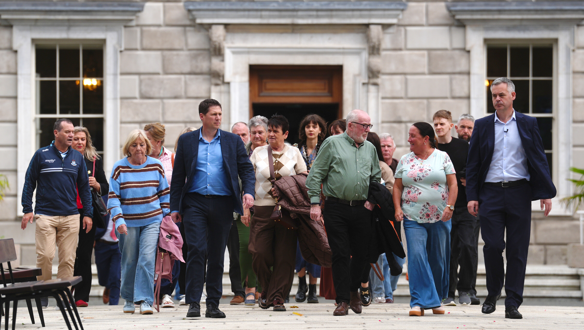 Parades Commission allows Orange Order march on Garvaghy Road after 28 years