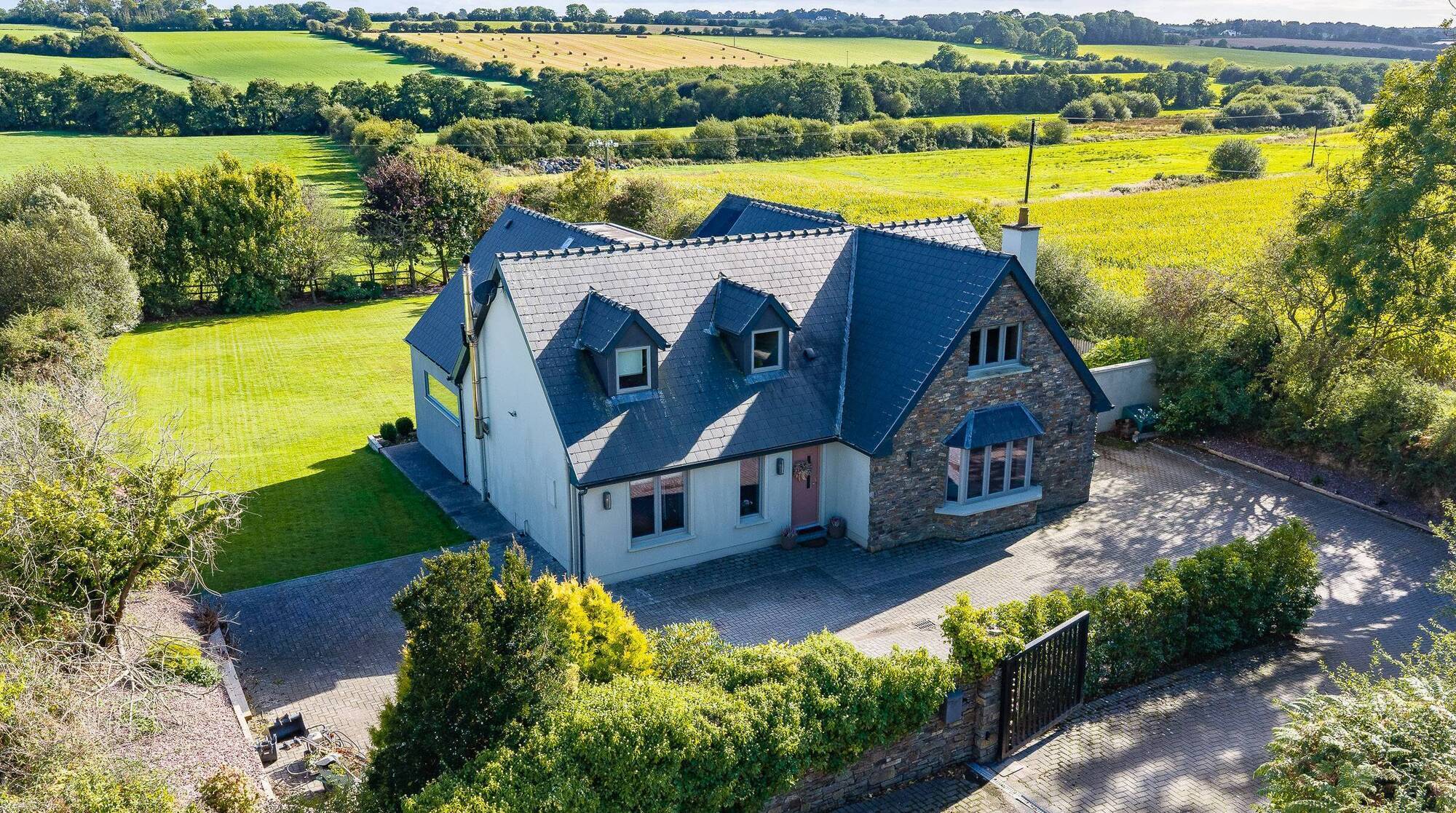 Carrigeen, Belgooly, Co. Cork
