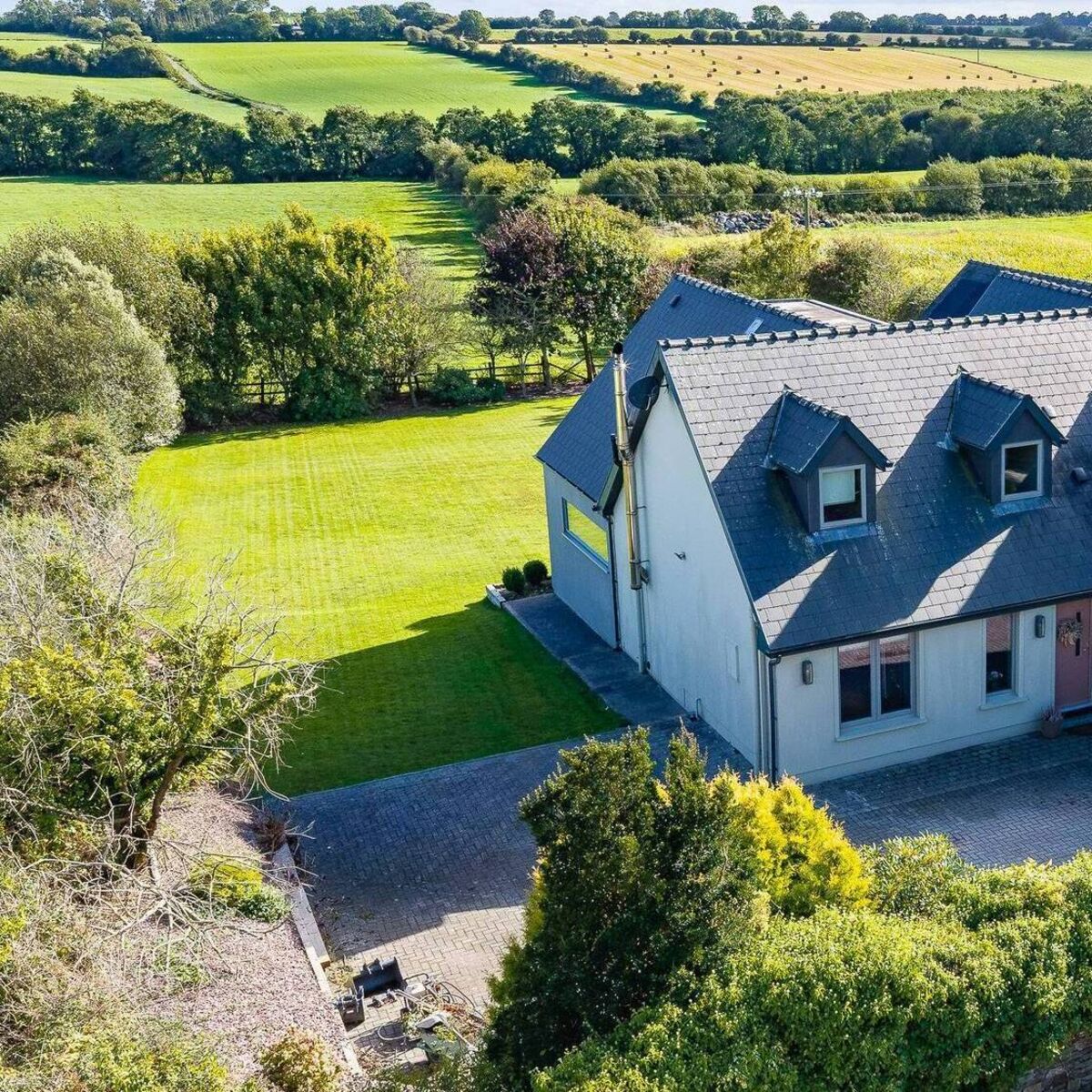 irishexaminer.com - Tommy Barker Pictures H-pix - Majorly overhauled €975k South Cork home with refreshing interior