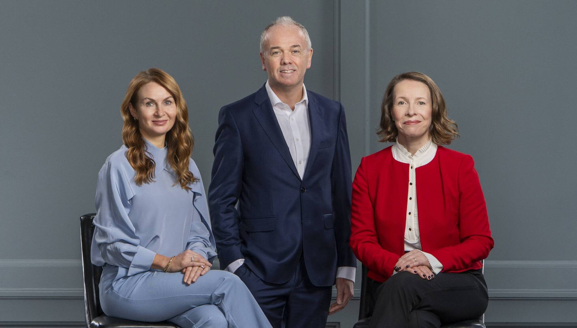 New partners Oonagh Carney and Elaine Daly with Tom O’Brien, managing partner at Forvis Mazars. 