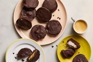 ‘Snickers’ and ‘Bounty’ chocolate bites