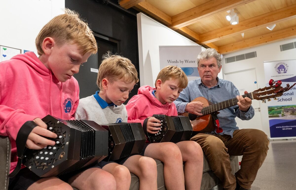 Singer-songwriter John Spillane performing with Kinsale brothers Leo, Rián and Liam Ó Lorcáin at the launch of the ninth annual Words by Water Kinsale Literary Festival which runs from October 1–4. Picture. John Allen. Singer-songwriter John Spillane performing with Kinsale brothers Leo, Rián and Liam Ó Lorcáin at the launch of the ninth annual Words by Water Kinsale Literary Festival which runs from October 1–4. Picture. John Allen.