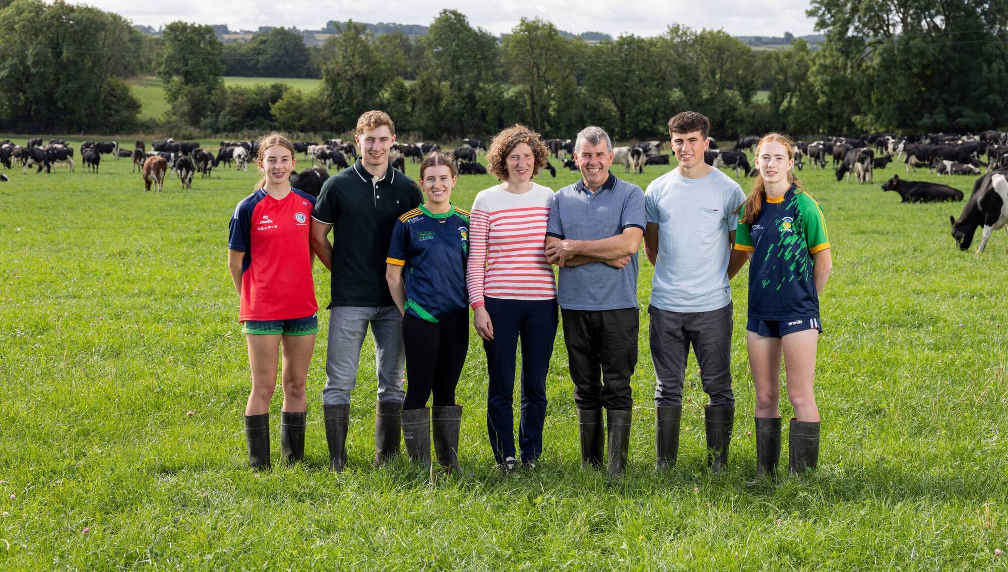 (Left to right): Orla, Rory, Fiona, Mary, Robert, Robert Jnr and Eimear Troy who are the overall winners of the 2026 NDC and Kerrygold Quality Milk Awards.