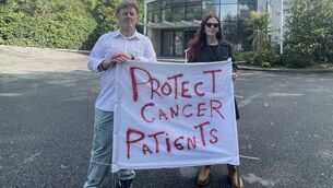 <p>Tim and Fiona O'Leary protesting in December 2023 in Cork against controversial naturopath Barbara O'Neill's 'health seminars'.</p>