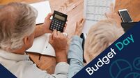Government defends budget spending despite strong criticism from fiscal watchdog 