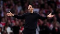 Gyokeres penalty sends scrappy Arsenal top with win at Everton