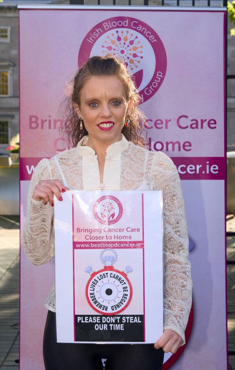 Mags McCarthy, patient advocate from Cork, heading up the campaign outside Leinster House today. Photo: Luke Brabazon Mags McCarthy, patient advocate from Cork, heading up the campaign outside Leinster House today. Photo: Luke Brabazon