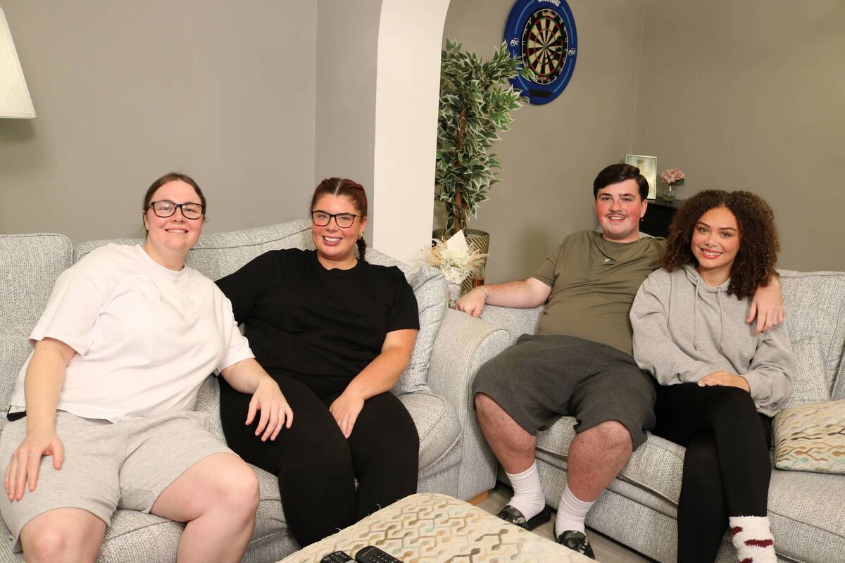 Traitors star Carla on the Gogglebox Ireland sofa with her partner Chloe, her brother Craig, and his partner Jahrea.