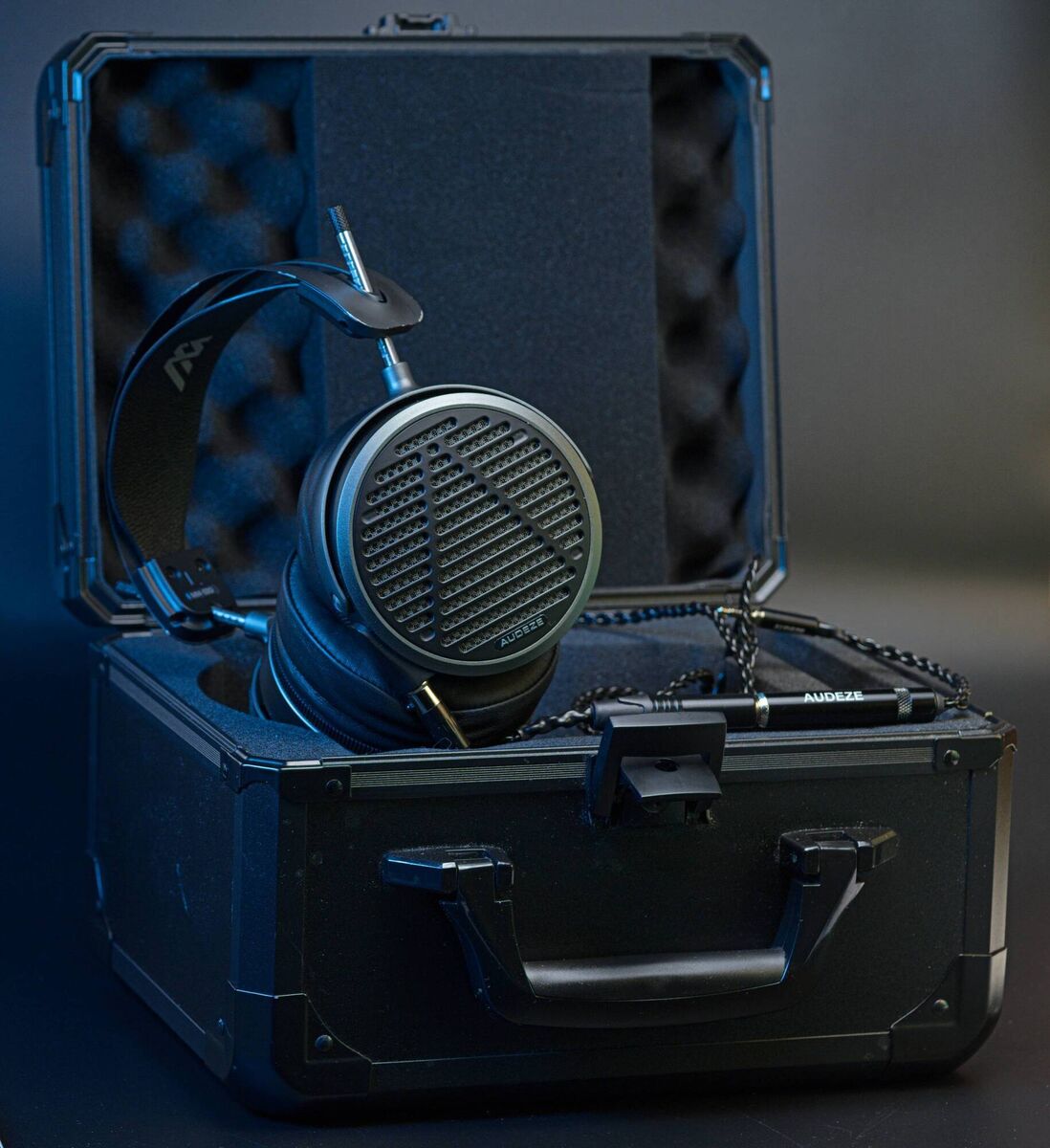The included 2.5m detachable cable and 6.3mm to 3.5mm adapter make it easy to switch between professional studio gear and mobile devices. Picture: Noel Campion The included 2.5m detachable cable and 6.3mm to 3.5mm adapter make it easy to switch between professional studio gear and mobile devices. Picture: Noel Campion