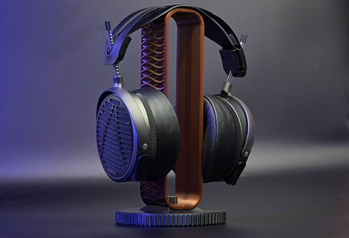 With an impedance of 18 ohms and 102dB sensitivity, the MM-520 is relatively easy to drive while still benefiting from a high-quality amplifier. Picture: Noel Campion With an impedance of 18 ohms and 102dB sensitivity, the MM-520 is relatively easy to drive while still benefiting from a high-quality amplifier. Picture: Noel Campion