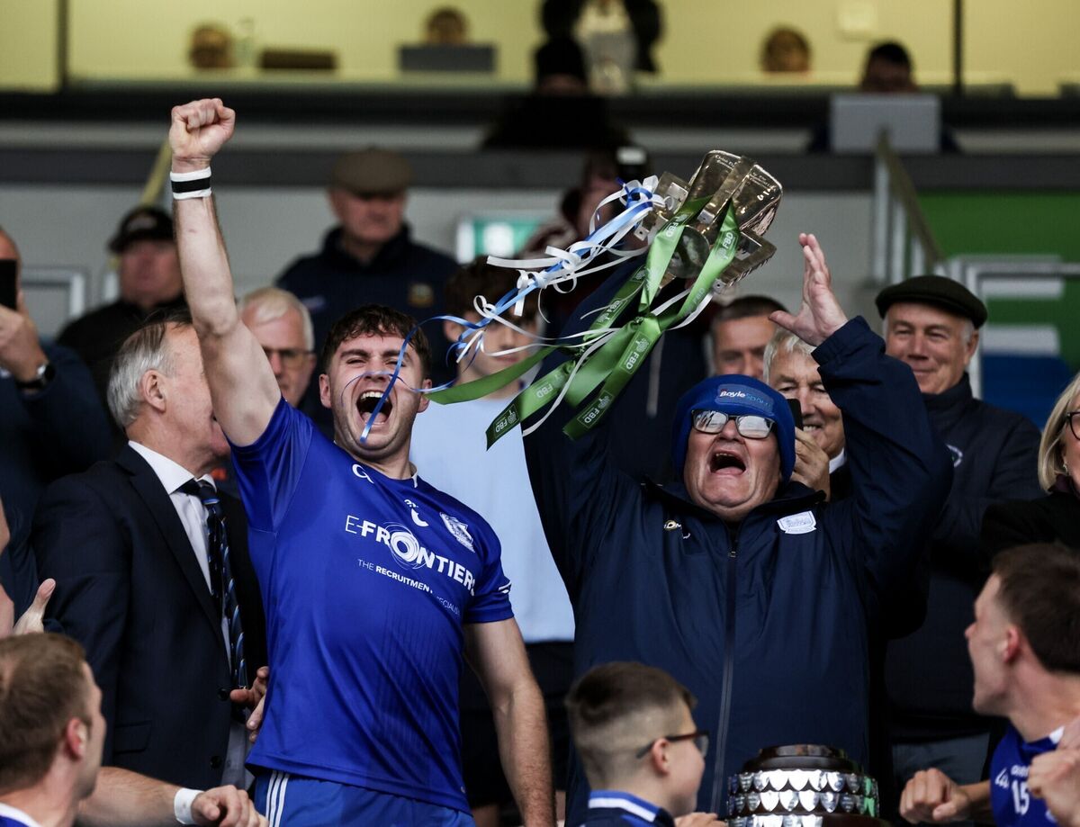 Thurles Sarsfields supporter Declan Ryan lifts the Dan Breen cup alongside captain Conor Stakelum. Pic: Michael P Ryan/Sportsfile Thurles Sarsfields supporter Declan Ryan lifts the Dan Breen cup alongside captain Conor Stakelum. Pic: Michael P Ryan/Sportsfile