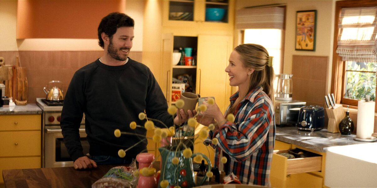Adam Brody as Noah and Kristen Bell as Joanne in Nobody Wants This. Picture: Netflix