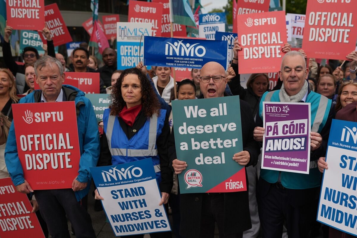 (Left to right) Adrian Kane, SIPTU deputy general secretary; Kevin Callinan, Fórsa general secretary; Phil Ní Sheaghdha, INMO general secretary; and John Boyle, Irish National Teachers' Organisation general secretary, speak to the media during a 24-hour public sector strike over delays in agreeing a new pay deal outside the Mater Hospital in Dublin. . Picture: Brian Lawless/PA Wire (Left to right) Adrian Kane, SIPTU deputy general secretary; Kevin Callinan, Fórsa general secretary; Phil Ní Sheaghdha, INMO general secretary; and John Boyle, Irish National Teachers' Organisation general secretary, speak to the media during a 24-hour public sector strike over delays in agreeing a new pay deal outside the Mater Hospital in Dublin. . Picture: Brian Lawless/PA Wire