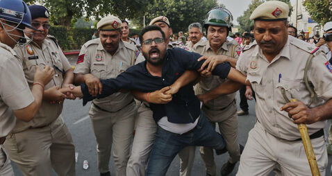 India Cockroach Protest