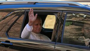 <p>Pope Leo, who had a cancerous mass removed from his right lung late on Tuesday, began walking in his hospital room after respiratory therapy on Wednesday. (AP Photo/Andrew Medichini)</p> <p>Pope Leo, who had a cancerous mass removed from his right lung late on Tuesday, began walking in his hospital room after respiratory therapy on Wednesday. (AP Photo/Andrew Medichini)</p>