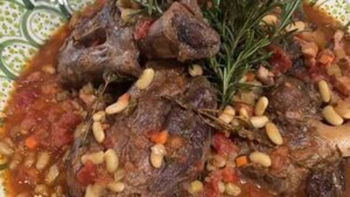 Braised Lamb Shanks with Garlic, Rosemary & Haricot Beans