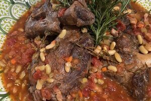 Braised Lamb Shanks with Garlic, Rosemary & Haricot Beans