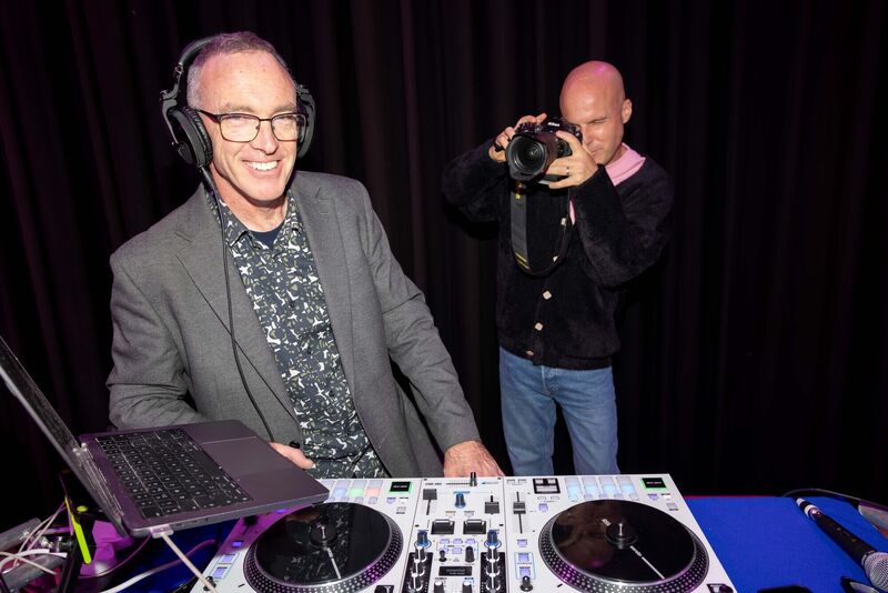 Photographer Larry Cummins swaps jobs with DJ Stevie G at the Irish Examiner ieStyle live event at Cork City Hall. Photographer Larry Cummins swaps jobs with DJ Stevie G at the Irish Examiner ieStyle live event at Cork City Hall.