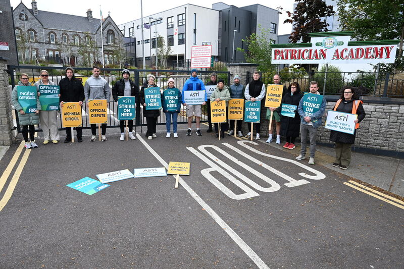 ASTI and Forsa union members picketing at Patrician Academy secondary school at Mallow, Co Cork. Picture: Larry Cummins ASTI and Forsa union members picketing at Patrician Academy secondary school at Mallow, Co Cork. Picture: Larry Cummins