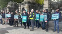 86179410 Oireachtas staff strike
