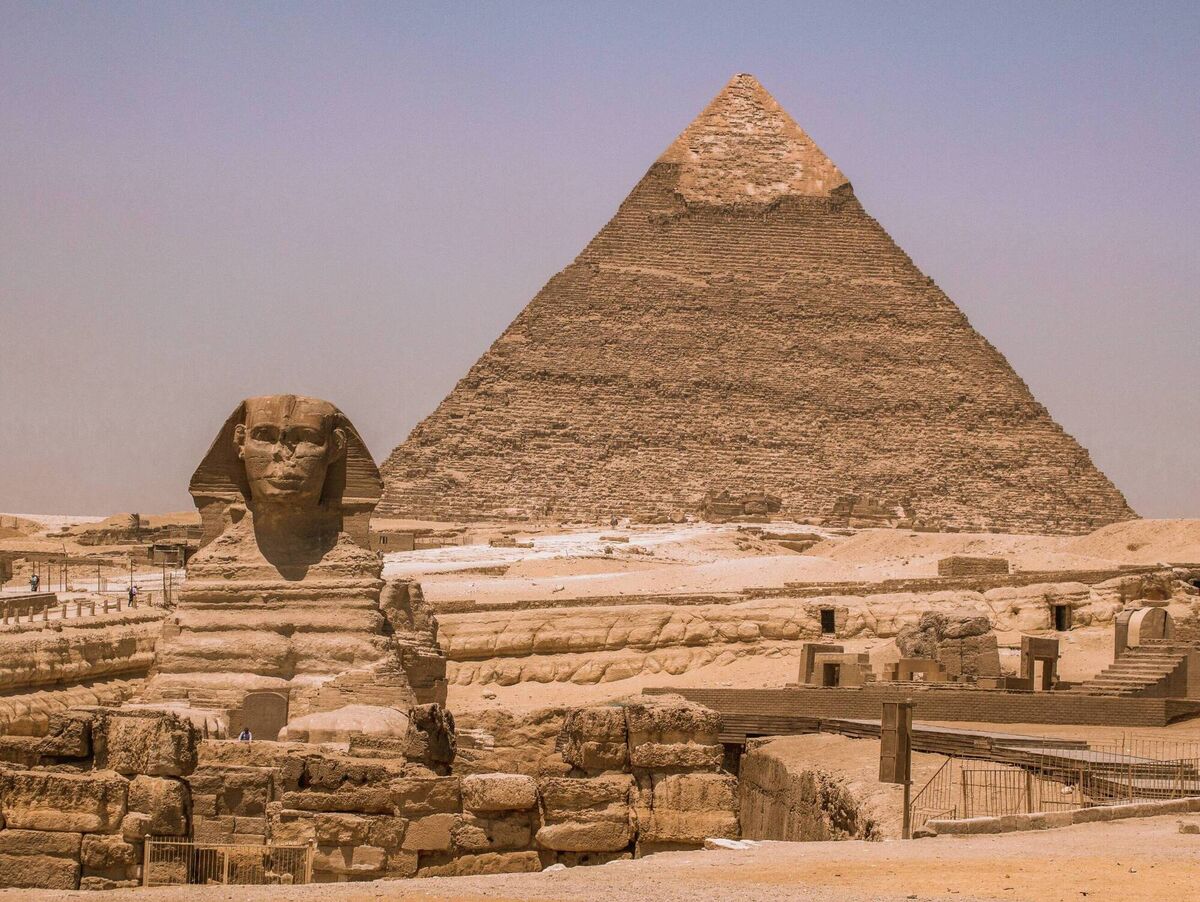 The Pyramids of Giza and Great Sphinx are among the most familiar images of ancient Egypt The Pyramids of Giza and Great Sphinx are among the most familiar images of ancient Egypt