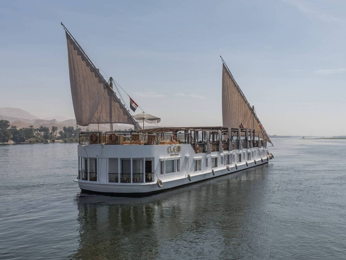A dahabiya travels slowly, bringing you closer to the riverbanks and the rhythms of life A dahabiya travels slowly, bringing you closer to the riverbanks and the rhythms of life