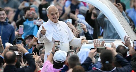 TOPSHOT-VATICAN-RELIGION-POPE-AUDIENCE