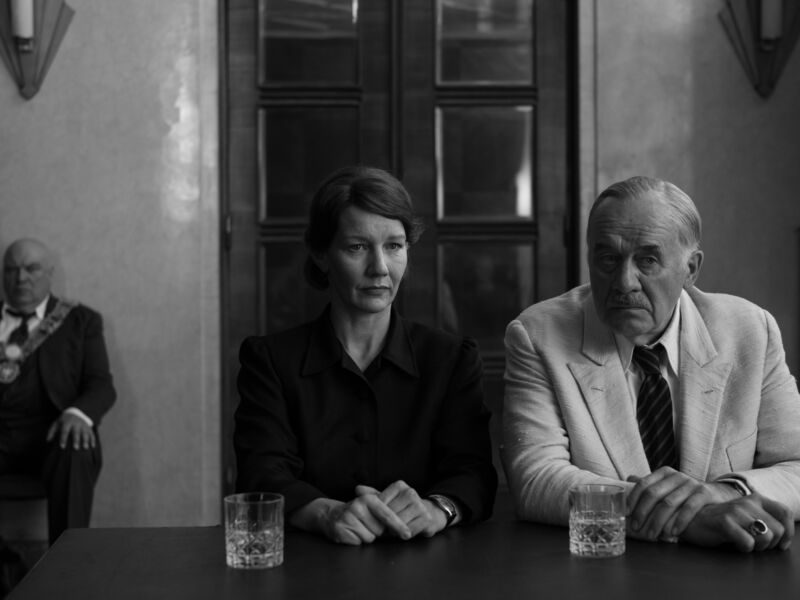 Hanns Zischler as Thomas Mann and Sandra Hüller as Erika Mann in Fatherland Hanns Zischler as Thomas Mann and Sandra Hüller as Erika Mann in Fatherland