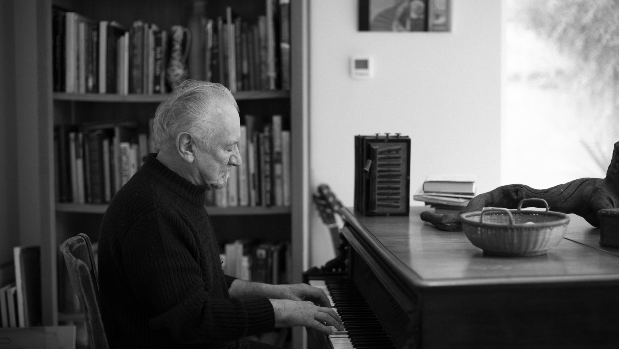 Irish traditional musician Dónal Lunny dies aged 79
