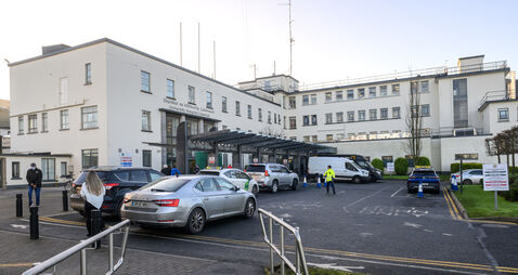 INMO figures show almost 800 patients without hospital beds after bank holiday weekend