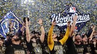 World Series: Milwaukee Brewers v Tampa Bay Rays - Game Five