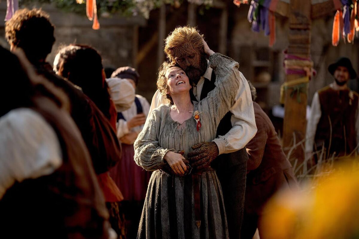 Olivia Colman and Alexander Skarsgard as Fisherwoman and Wicker Husband Olivia Colman and Alexander Skarsgard as Fisherwoman and Wicker Husband