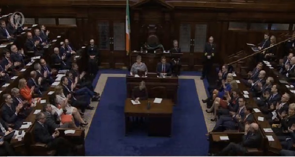 Enda Kenny leaves for US as new Government faces first Dáil sitting