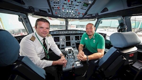 Aer Lingus Captain Thomas Jordan with Ireland skipper Rory Best. Picture: Billy Stickland.