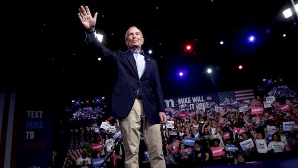 Democratic presidential candidate and former New York City Mayor Mike Bloomberg waves during a primary election night rally, Tuesday, March 3, 2020, in West Palm Beach, Fla. (AP Photo/Lynne Sladky)