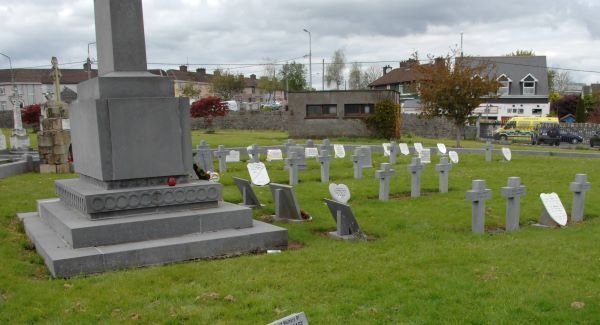 Cousin of Cork twins who died in London hopes to bury them with their father