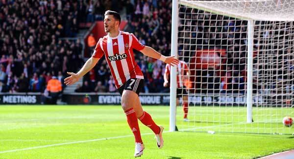 Southampton fans celebrate Shane Long news