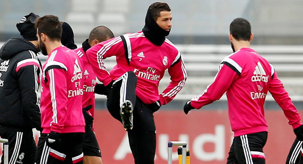 Cristiano Ronaldo suffers thigh problem days before Champions League final