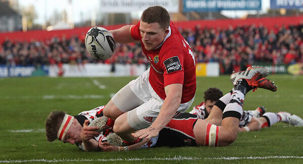 Munster’s Andrew Conway scores a try. Photo: INPHO/Billy Stickland
