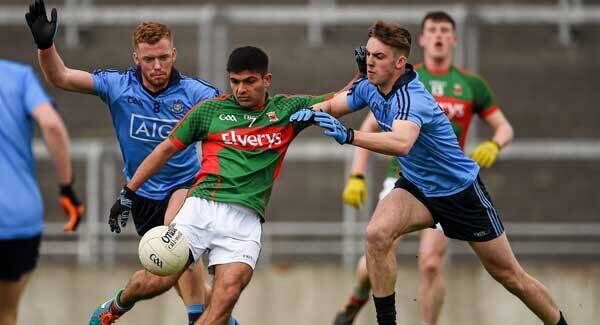 Mayo's Shairoze Akram in action against Dublin players, Andy Foley, left, and Sean McMahon in Saturday's Eirgrid GAA Football Under 21 All-Ireland Championship semi-final. Pic: Sportsfile